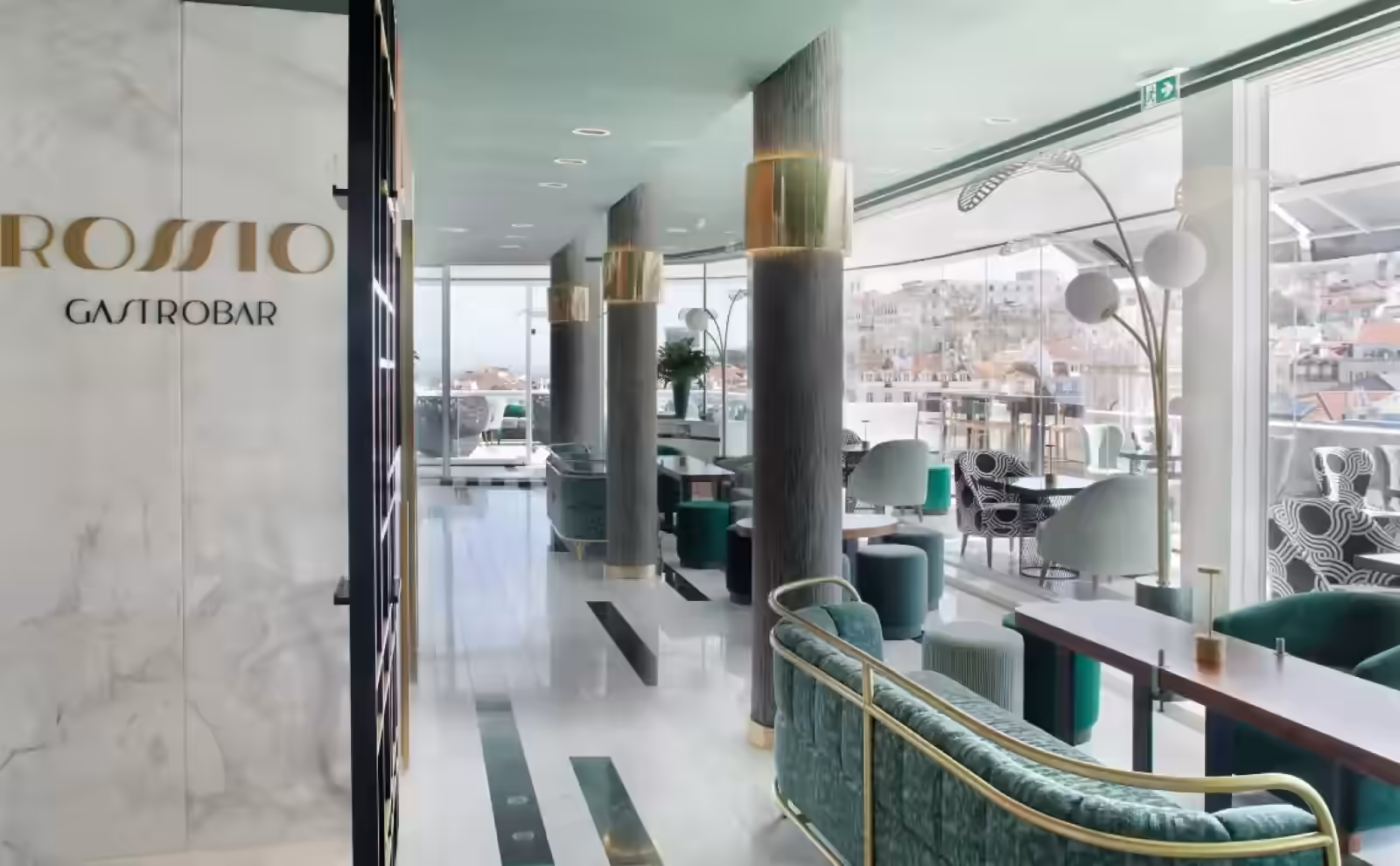 Rooftop Rossio Gastrobar - Altis avenida Hotel in Lisbon - 3