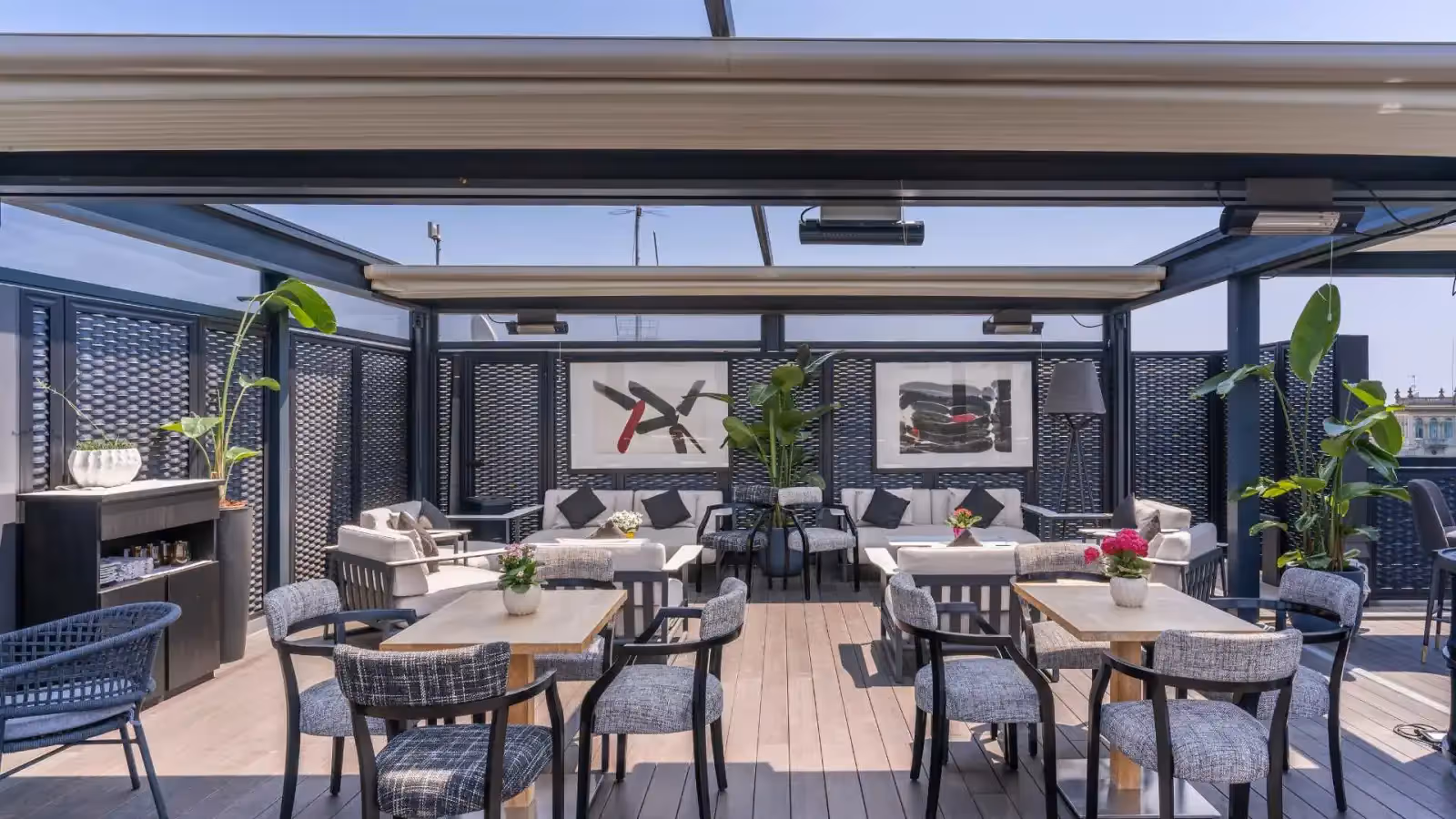 Rooftop Adèle Mixology Lounge in Rome - 2