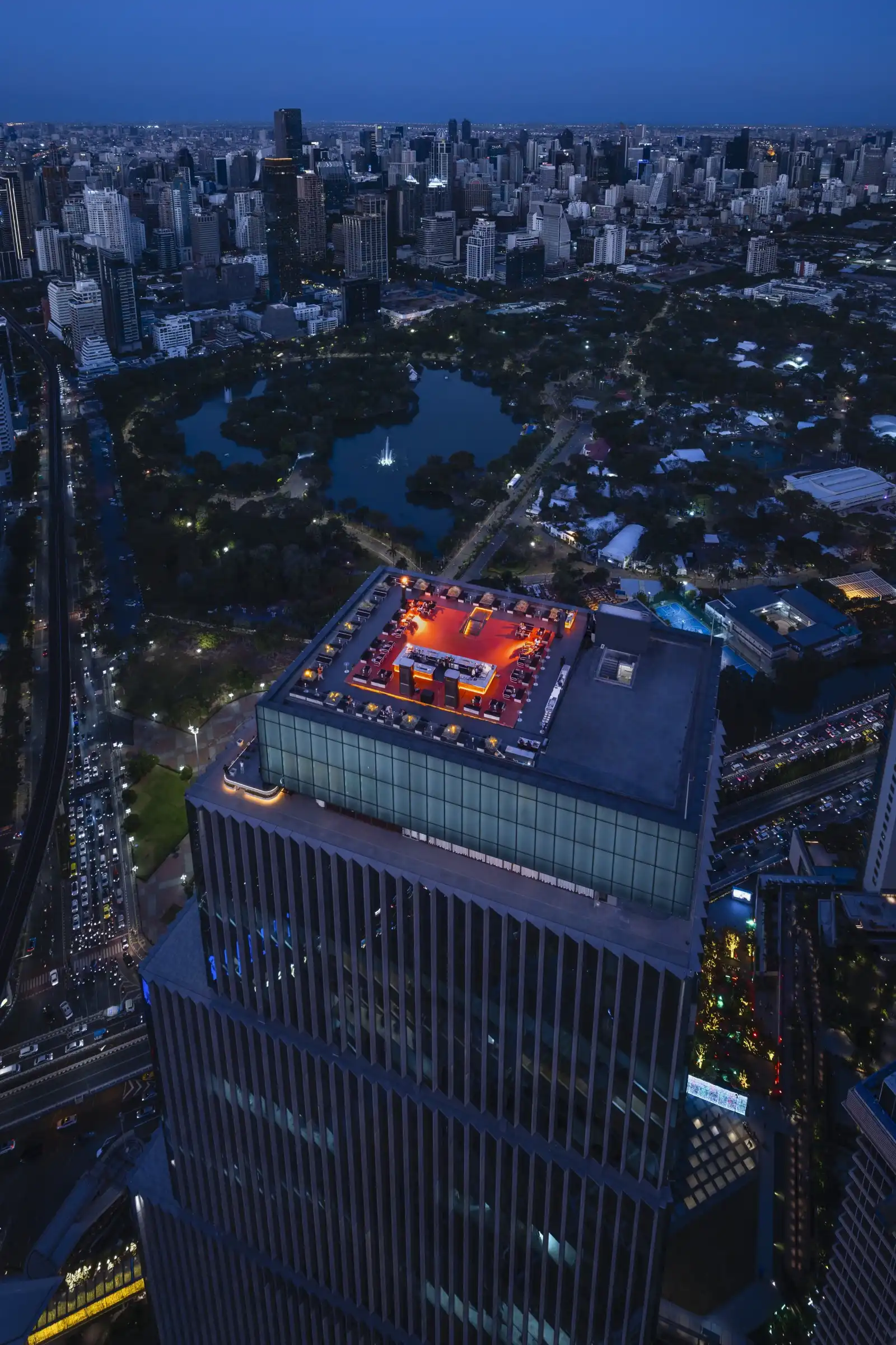 Rooftop ÆTHER in Bangkok - 3