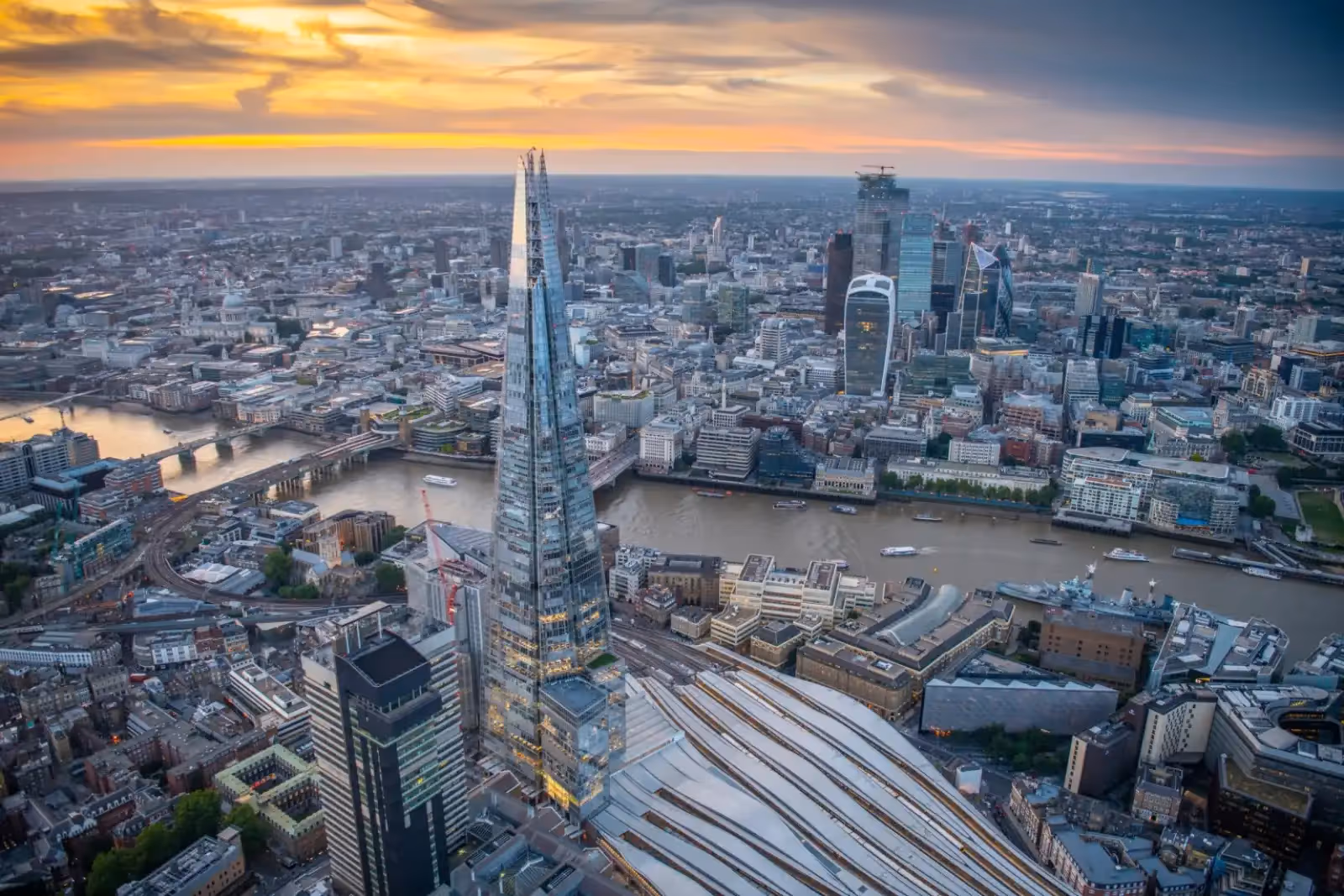 Rooftop Aqua Shard in London - 4