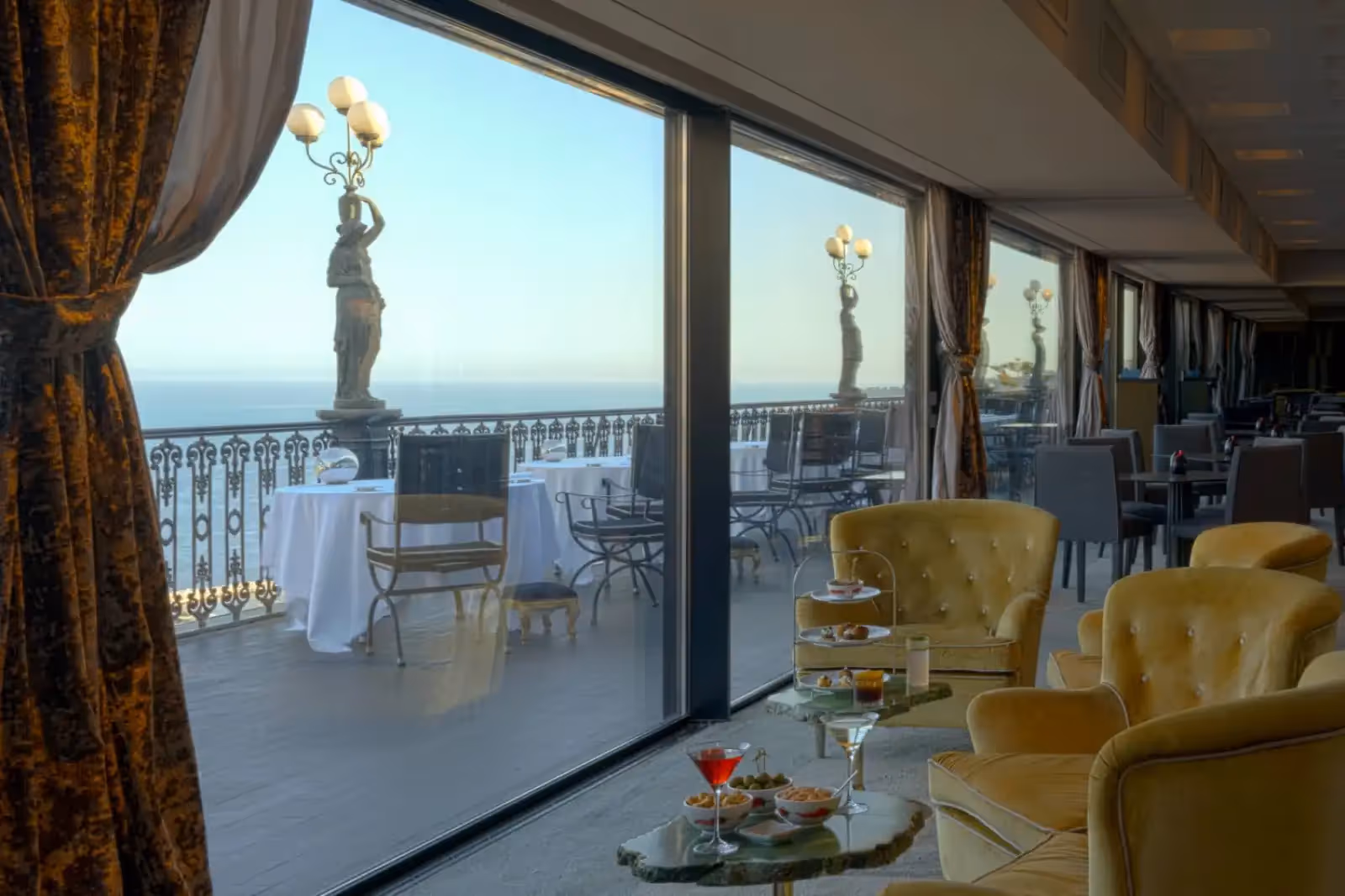 Rooftop Bidder Terrace in Naples - 2