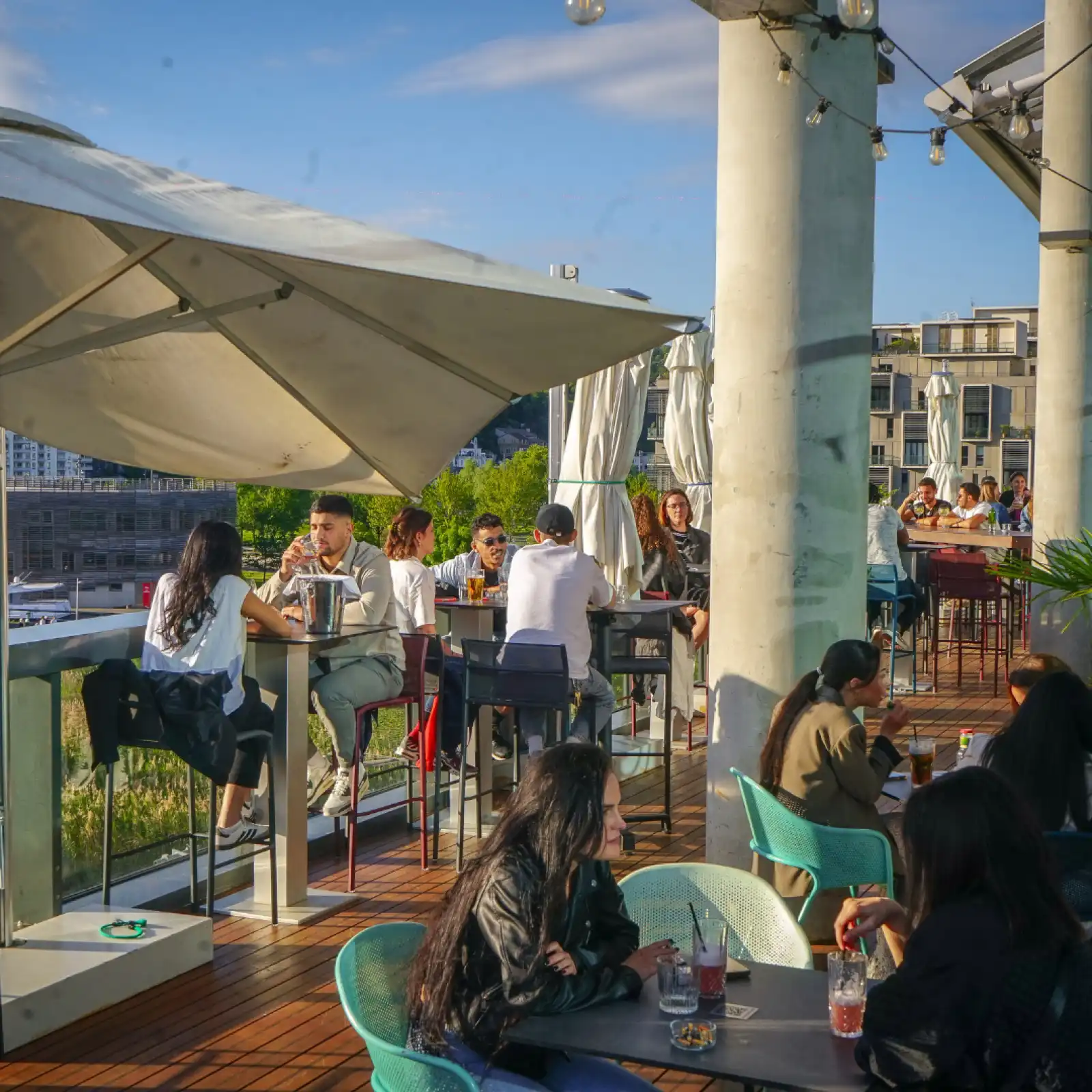 Rooftop Gourmet Bar Lyon Confluence in Lyon - 1