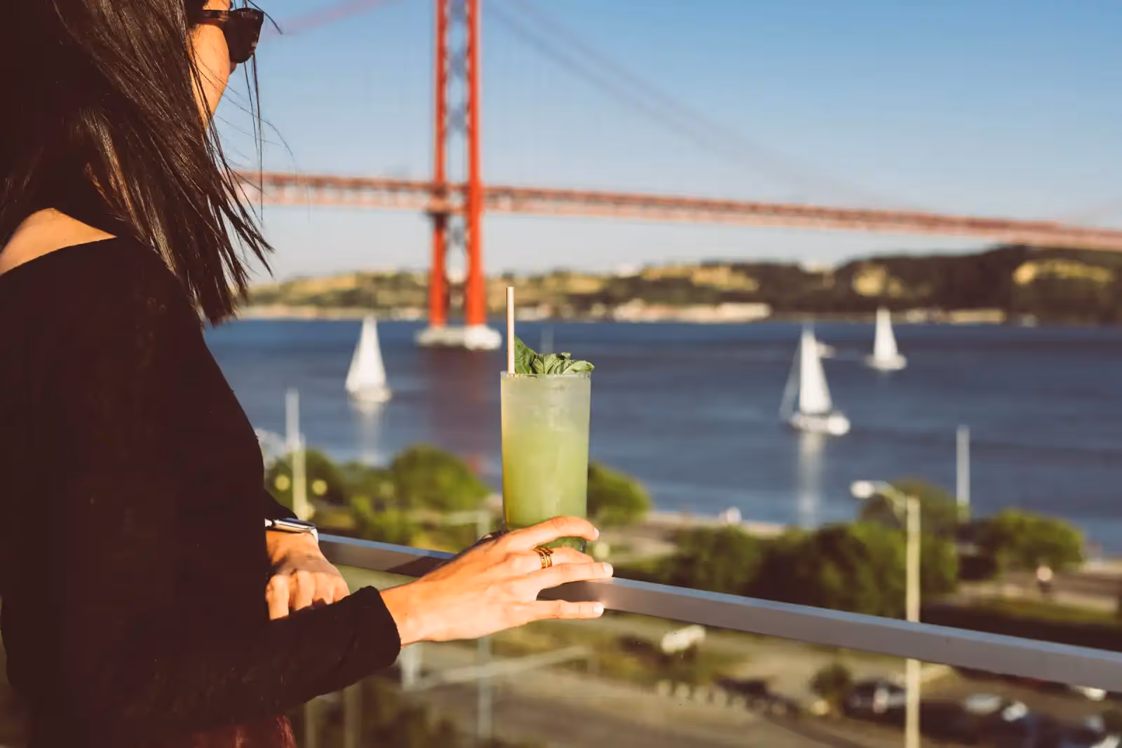 ICON Bar & Rooftop in Lisbon - 3