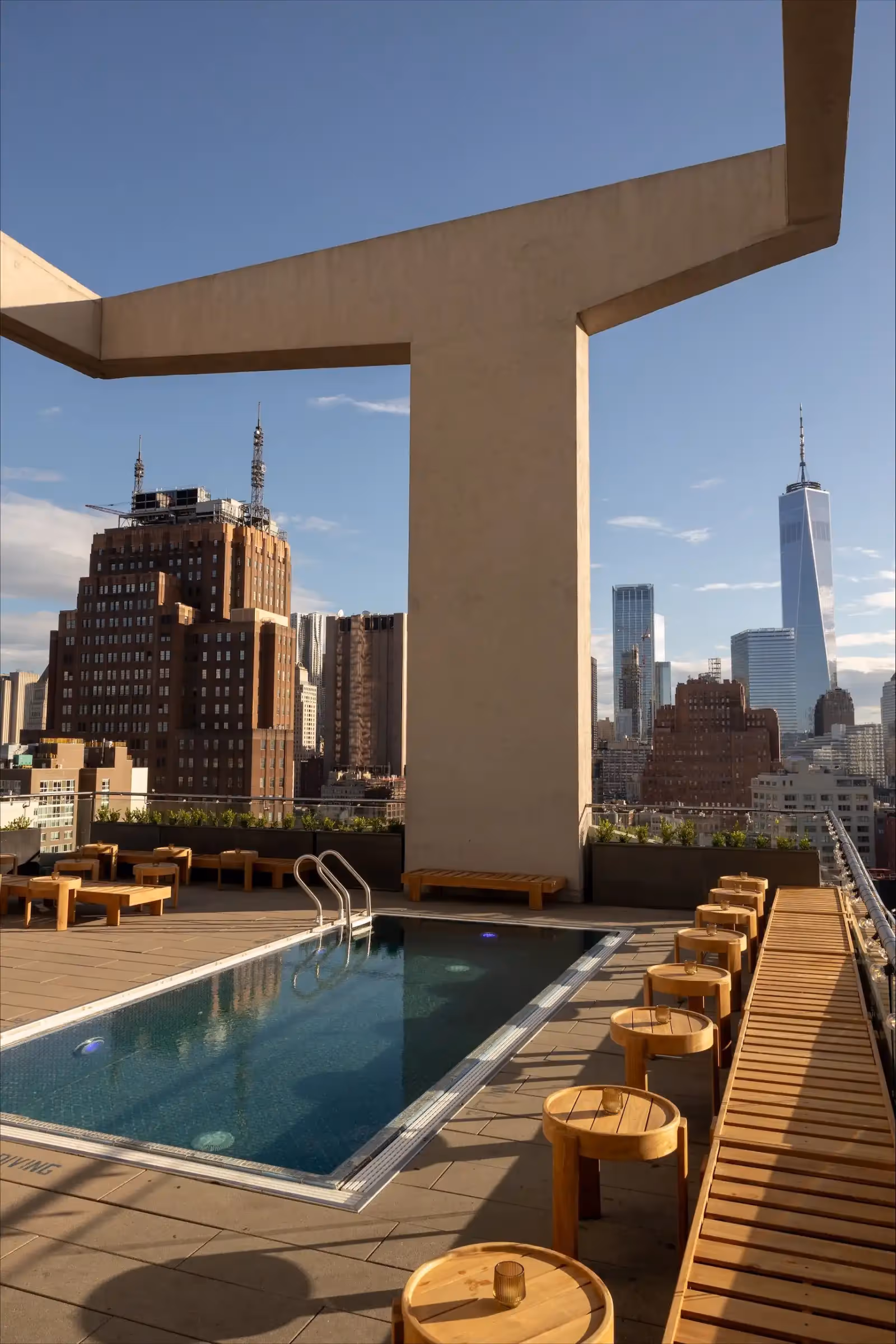 Rooftop Jimmy in New York - 1