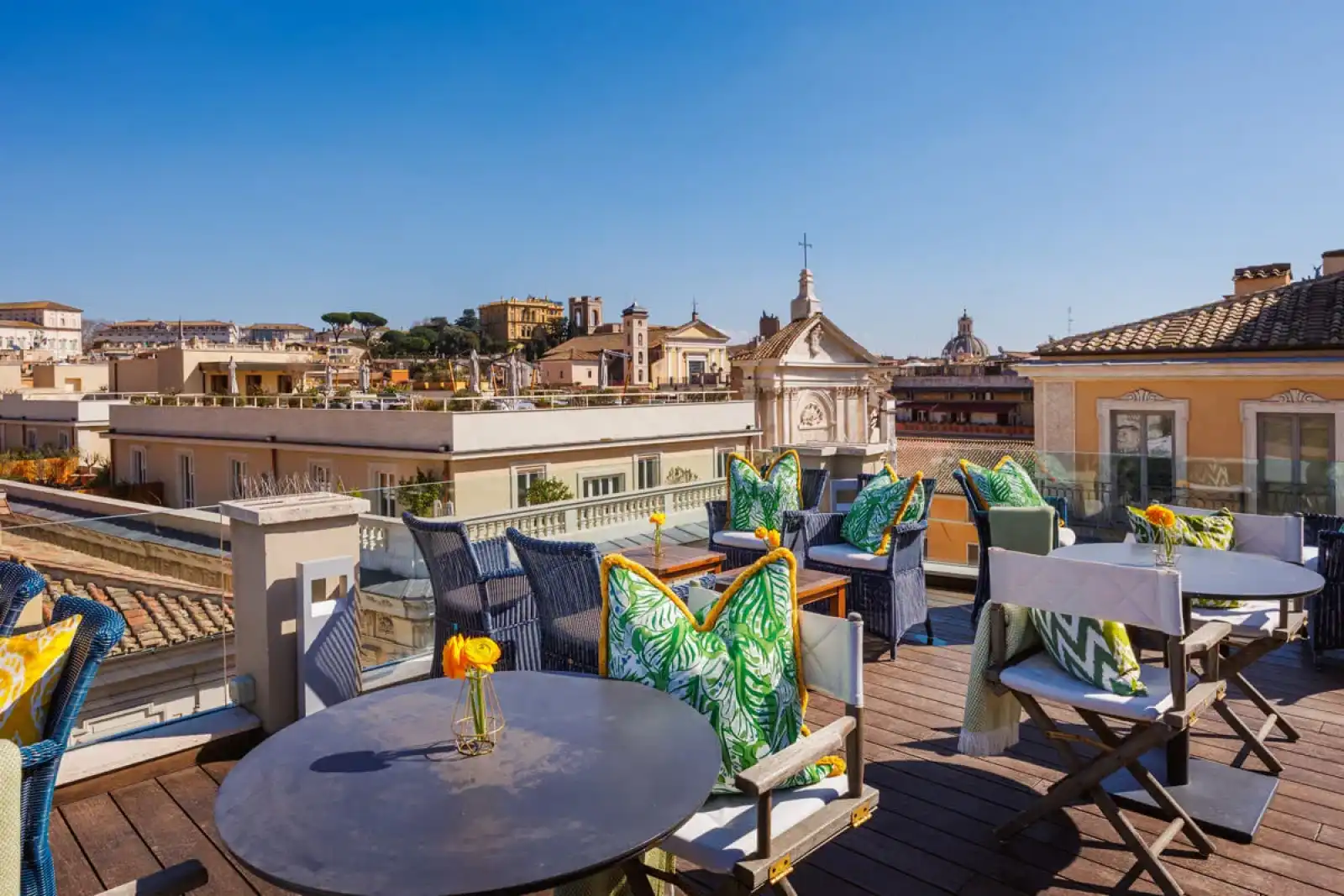 Jim's Rooftop Bar in Rome - 2