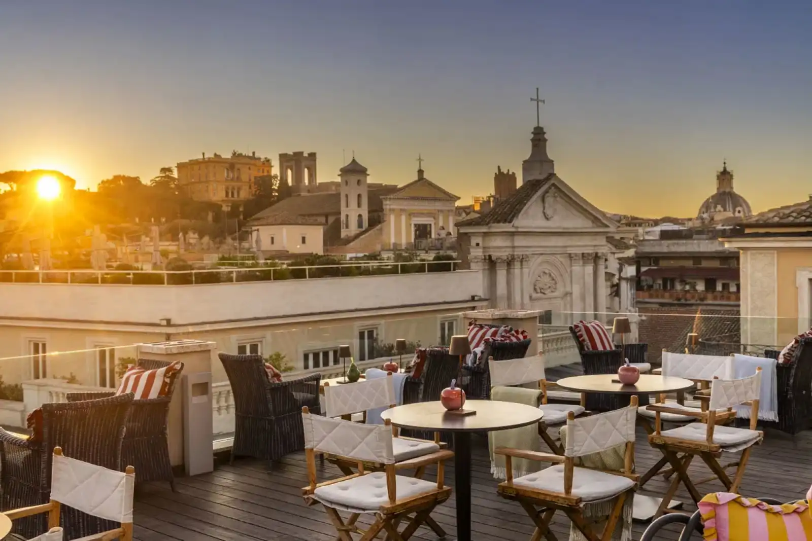 Jim's Rooftop Bar in Rome - 1