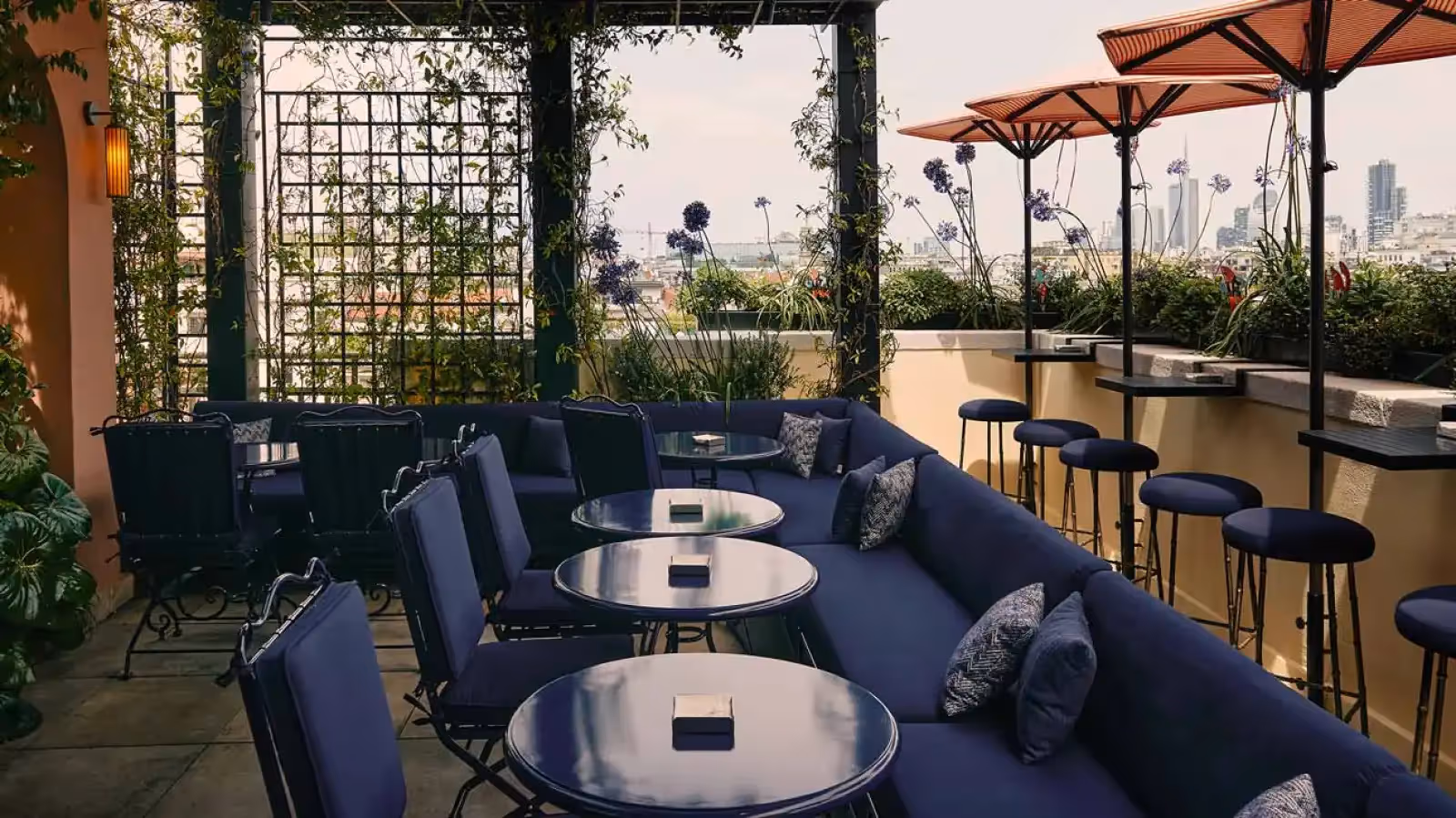Rooftop Langosteria Ally's Bar in Milan - 1