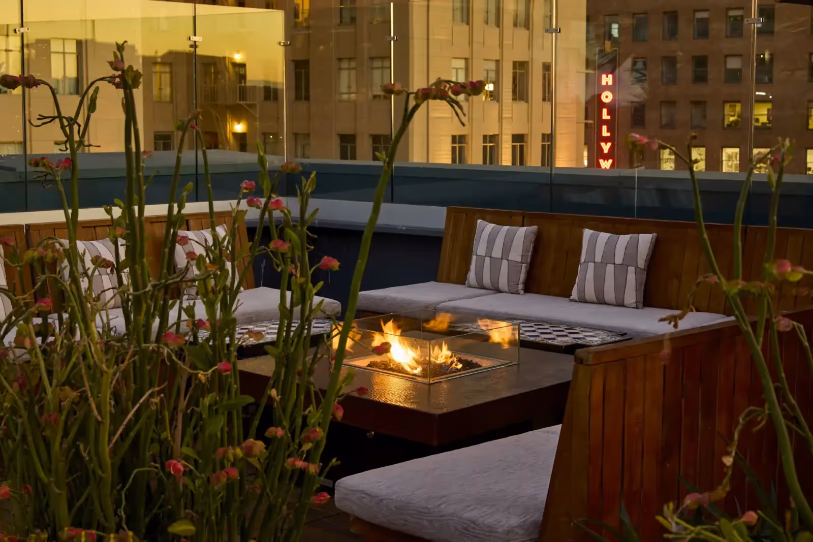 Rooftop Lemon Grove in Los Angeles - 1