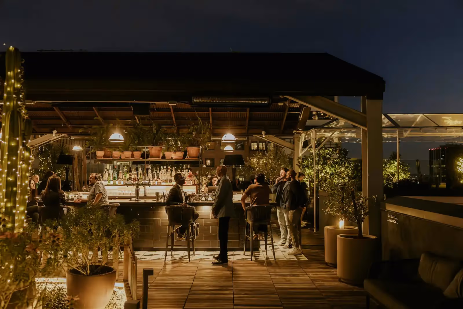 Rooftop Lemon Grove in Los Angeles - 3