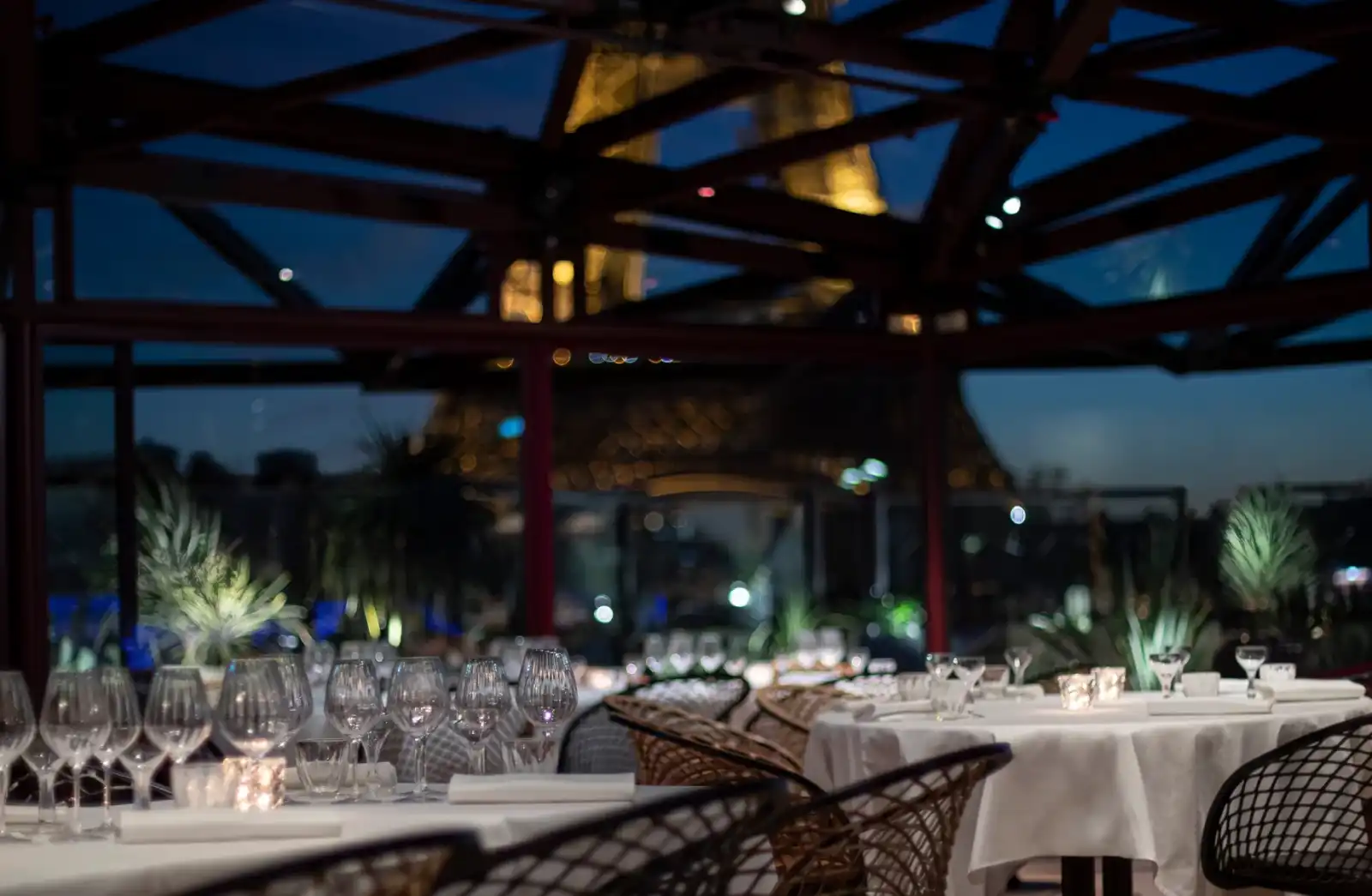 Rooftop Les Ombres in Paris - 4