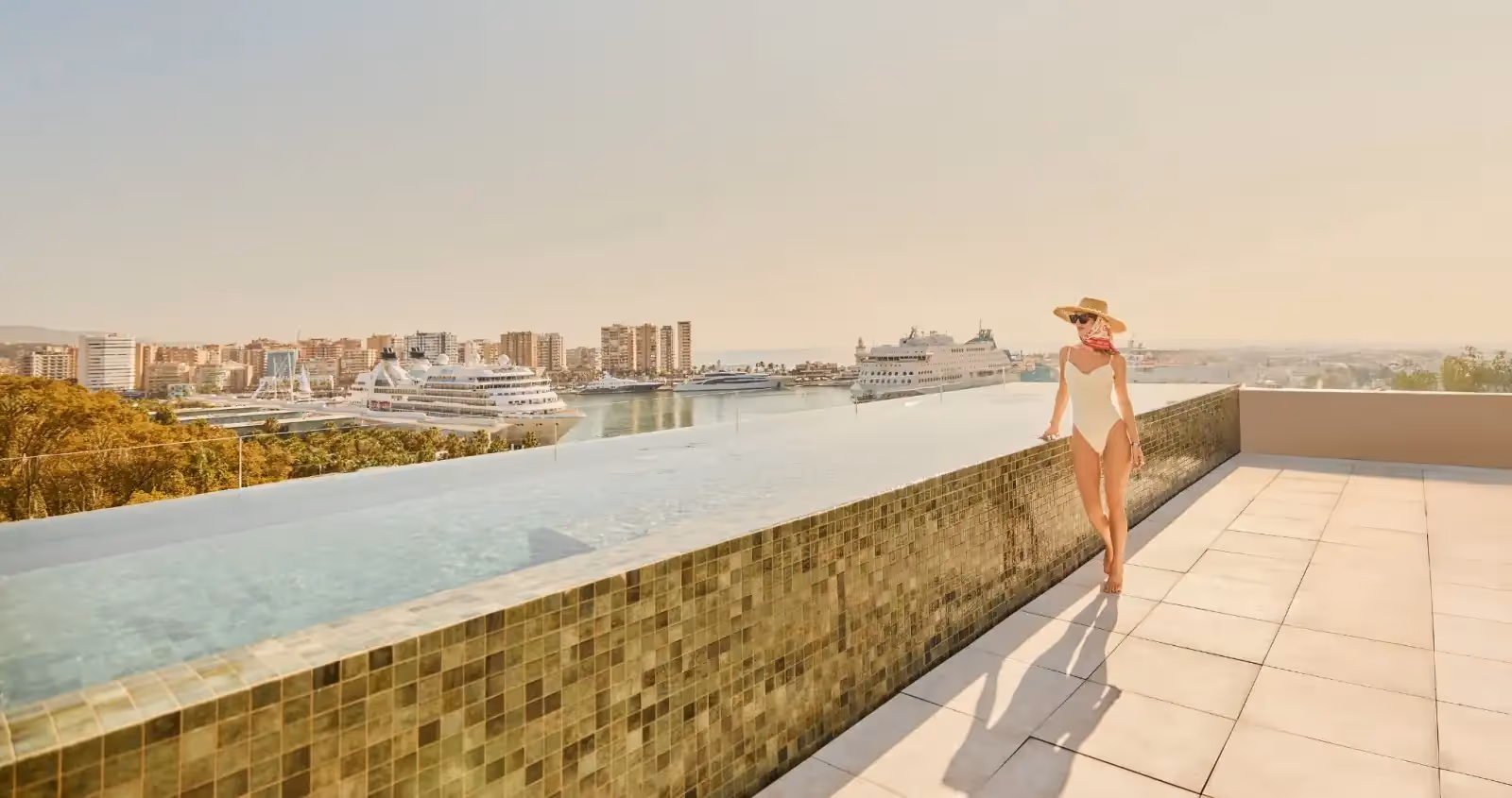 Rooftop Lolita Skyview in Malaga - 1