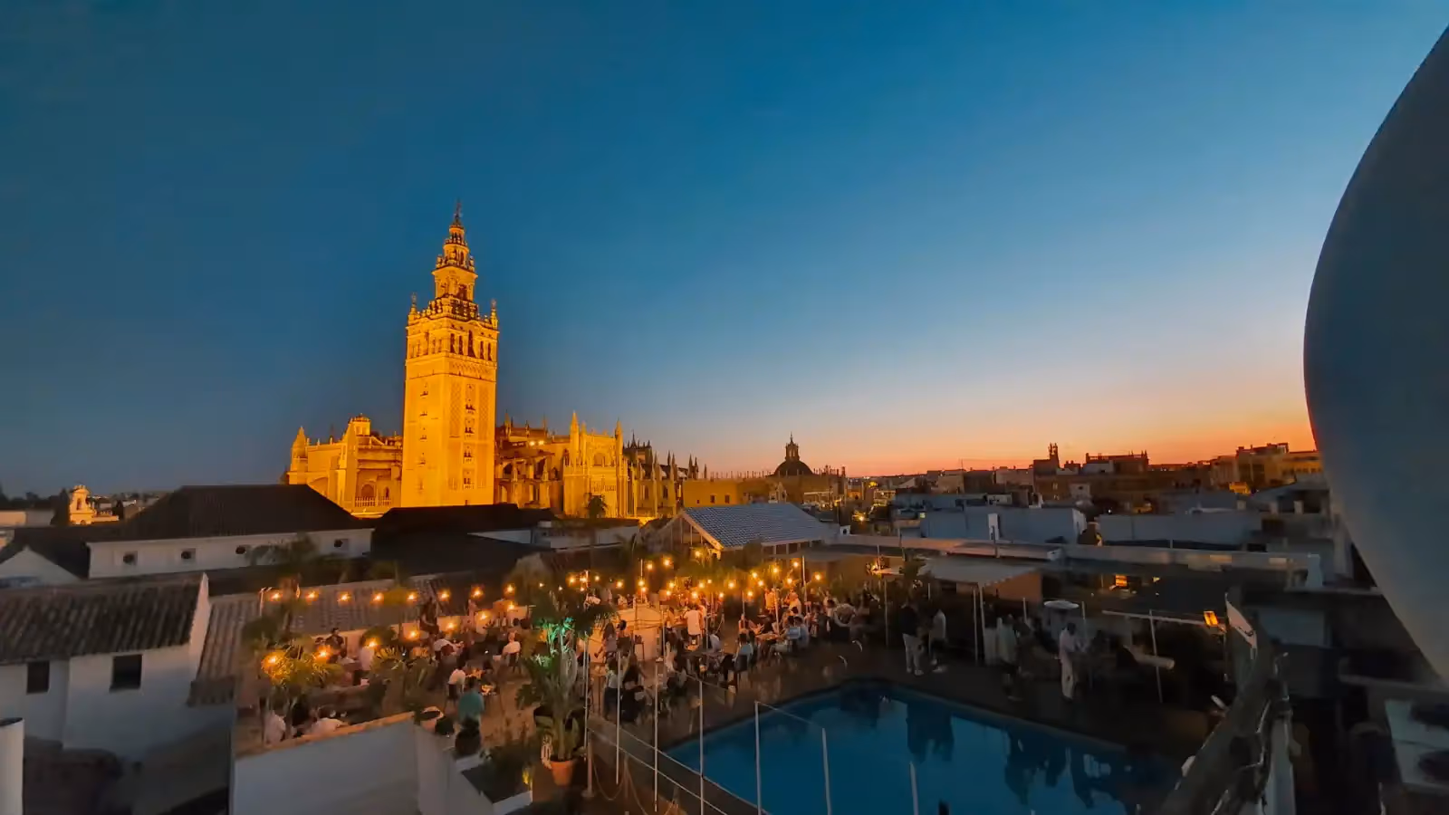 Rooftop Pura Vida Terraza in Seville - 1