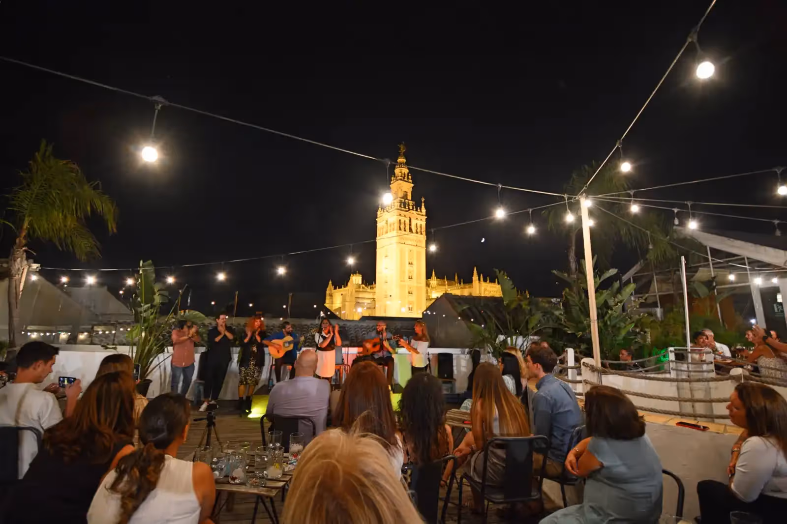 Rooftop Pura Vida Terraza in Seville - 3