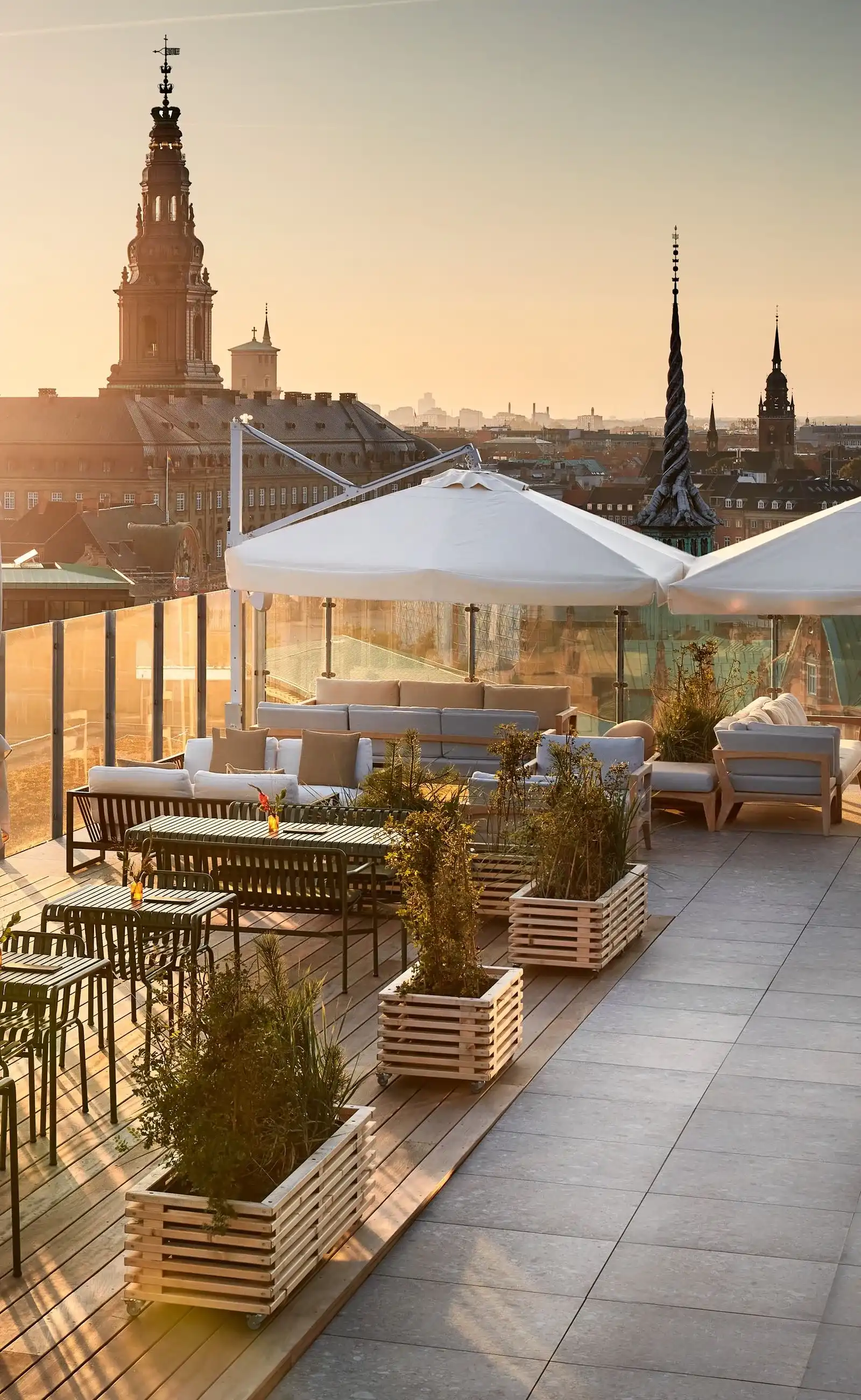Rooftop ROOF Bar & Lounge in Copenhagen - 3