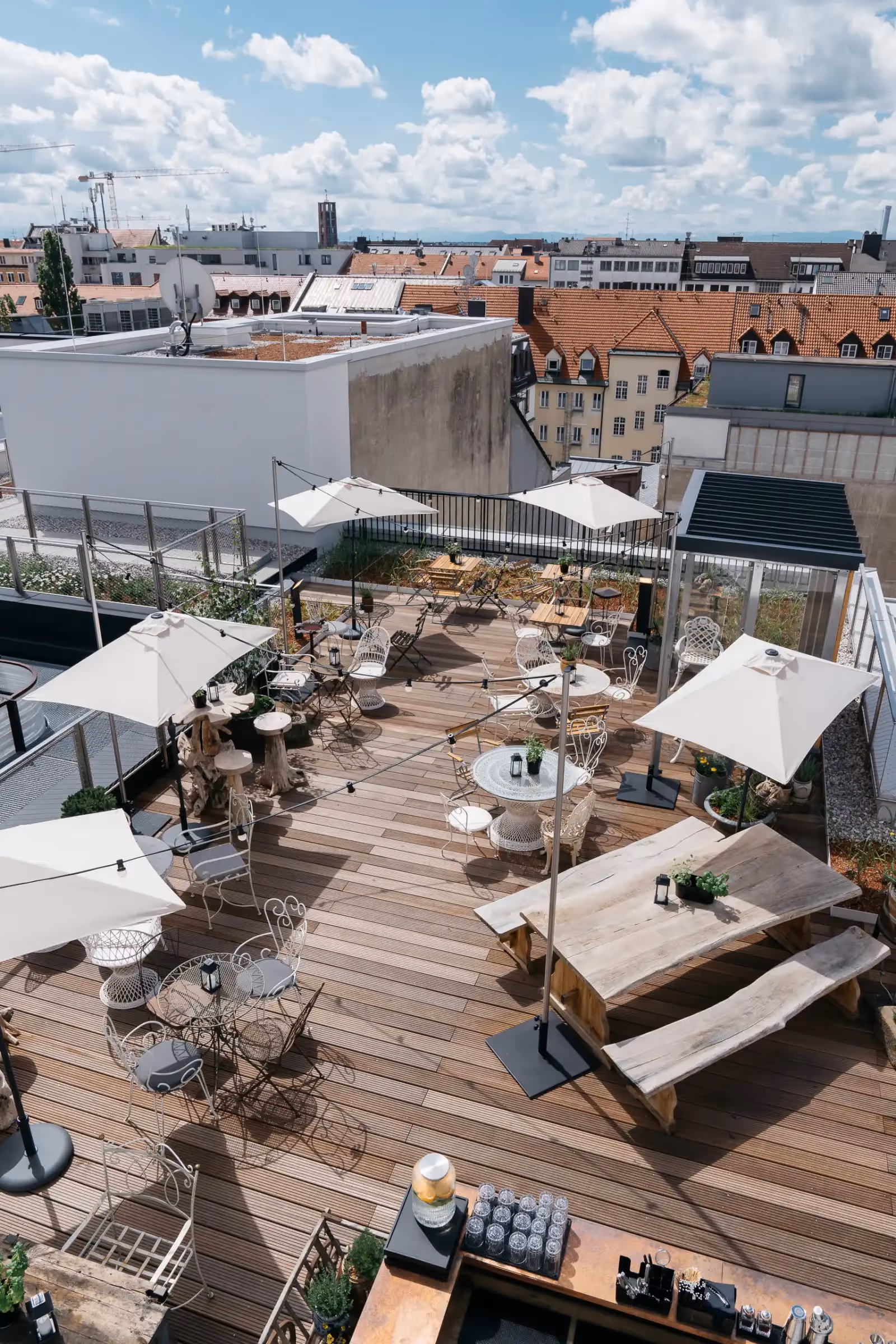 Ruby Rosi Rooftop Garden in Munich - 5