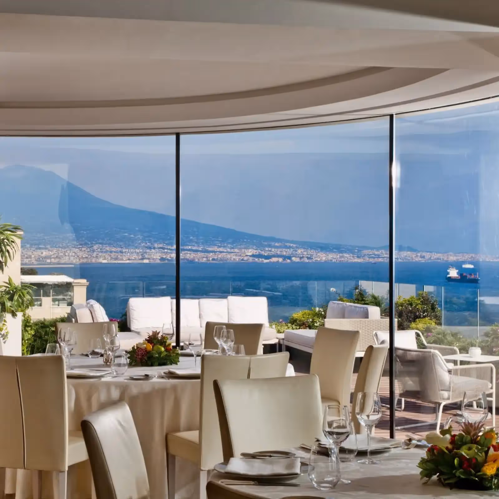 Rooftop Sky Lounge in Naples - 4