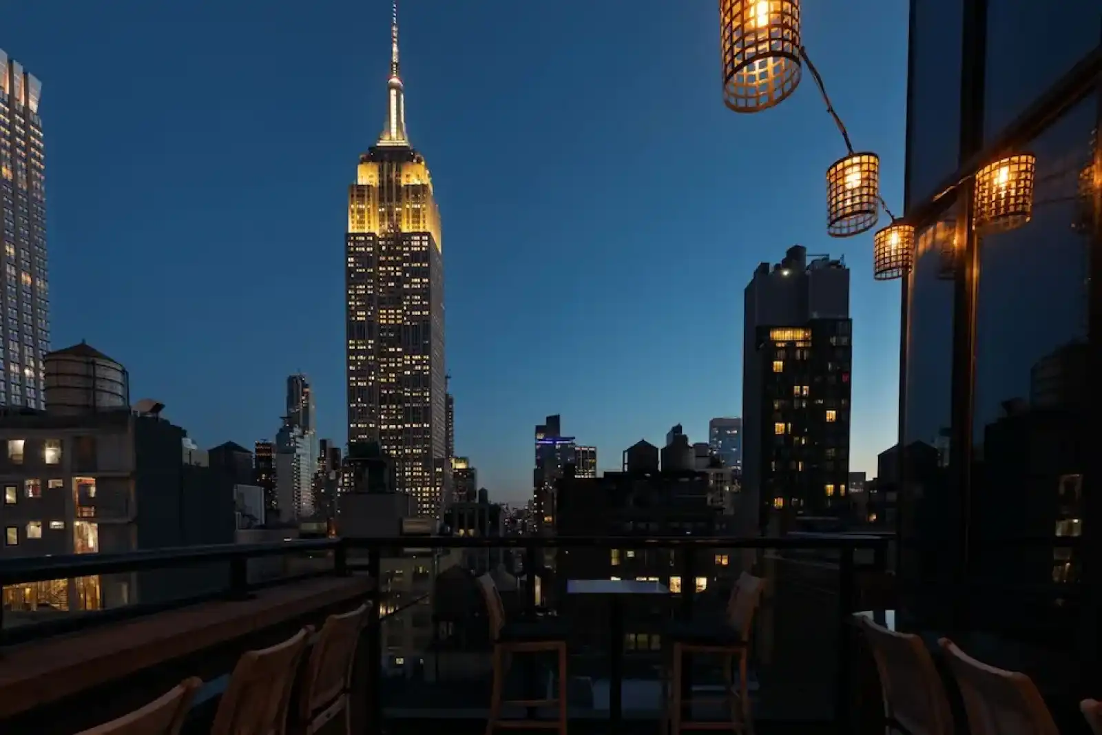Rooftop Spyglass in New York - 1