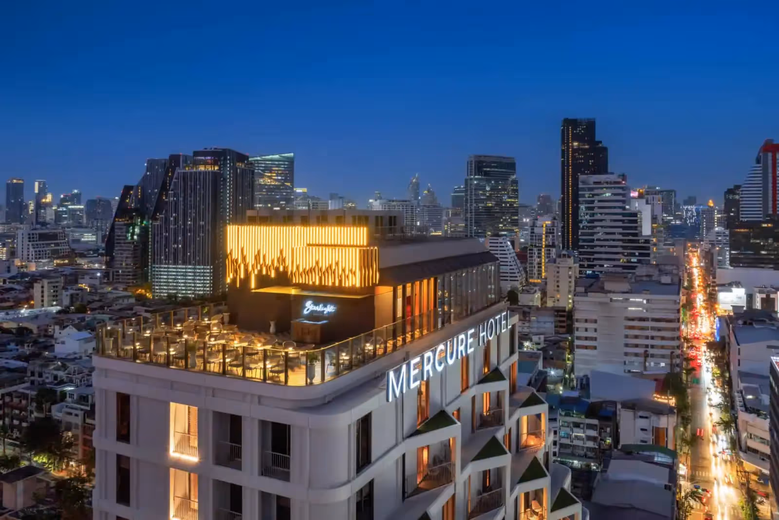 Starlight Rooftop Bar in Bangkok - 1