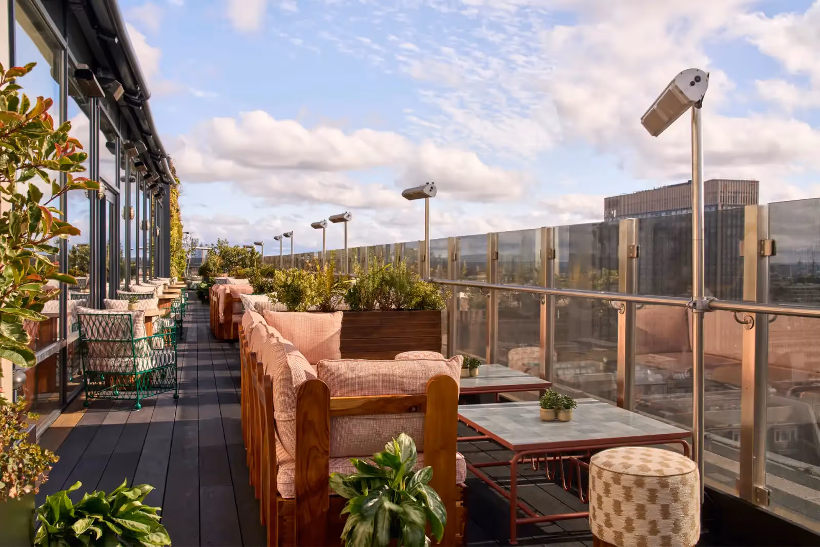 Rooftop The Nest in London - 1
