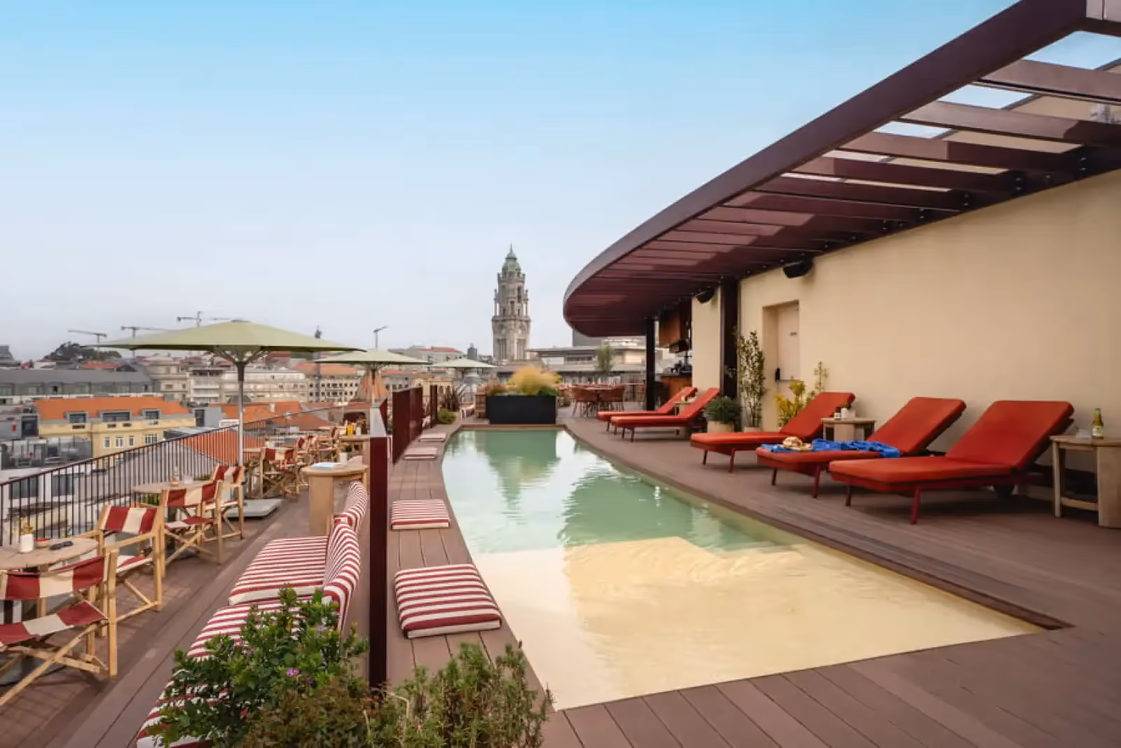 Rooftop The Social Hub Porto in Porto - 1
