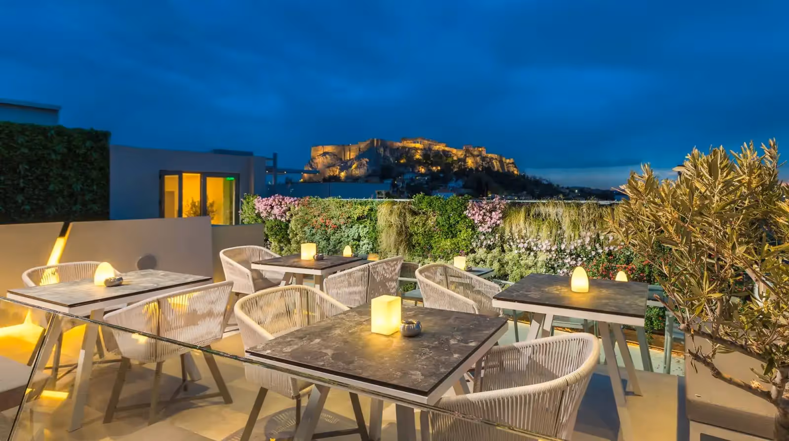 Rooftop Thea Terrace in Athens - 1