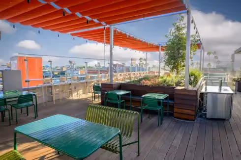Rooftop Tomat Los Angeles