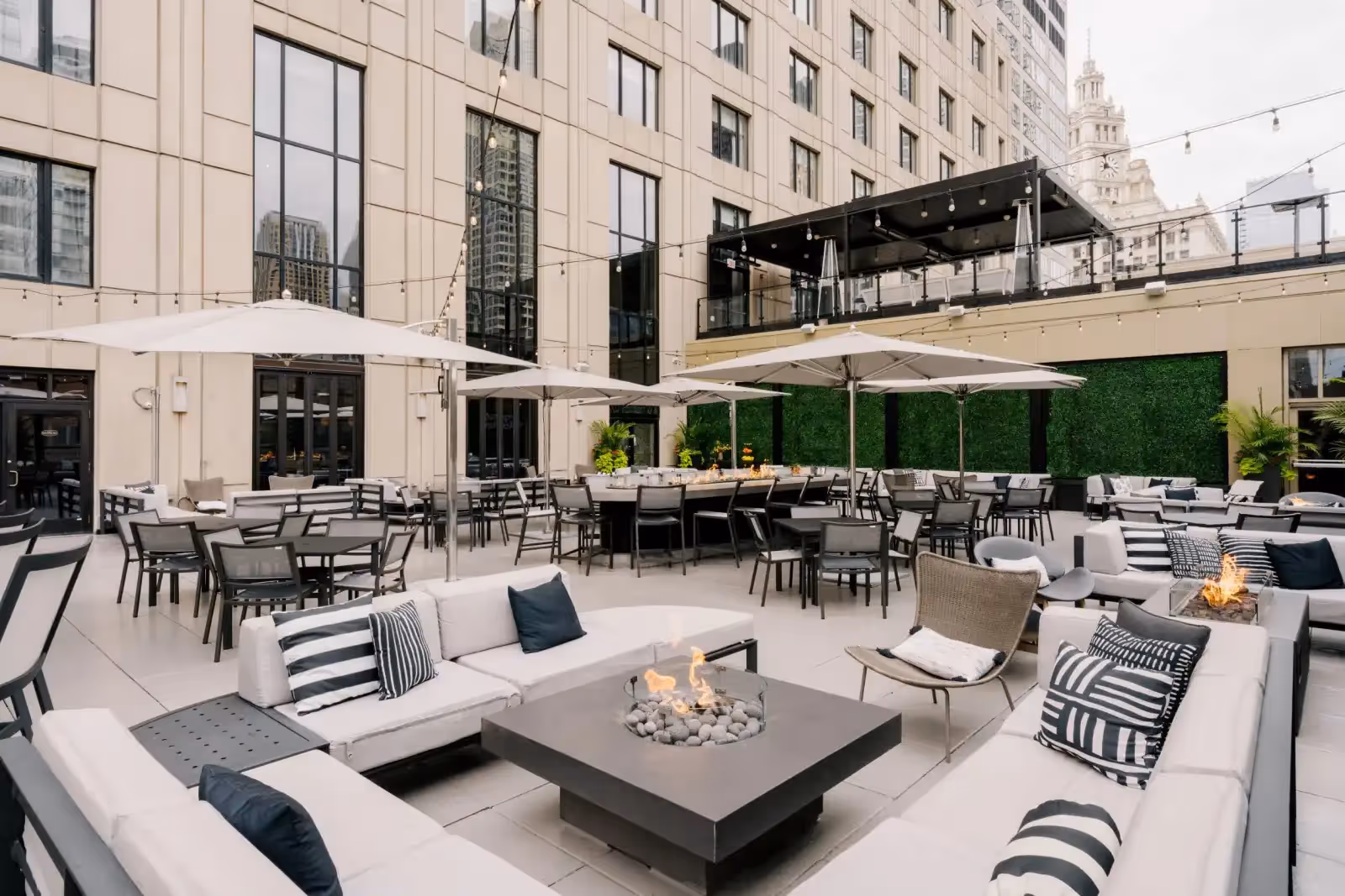 Rooftop Upstairs at The Gwen in Chicago - 2